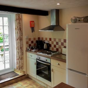 ch kitchen right - copy 640x500