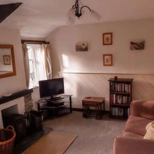 ch sitting room right - copy 640x433